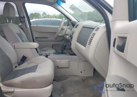 2008 Ford Escape Xlt from USA, damaged, VIN 1FMCU031X8KA25540